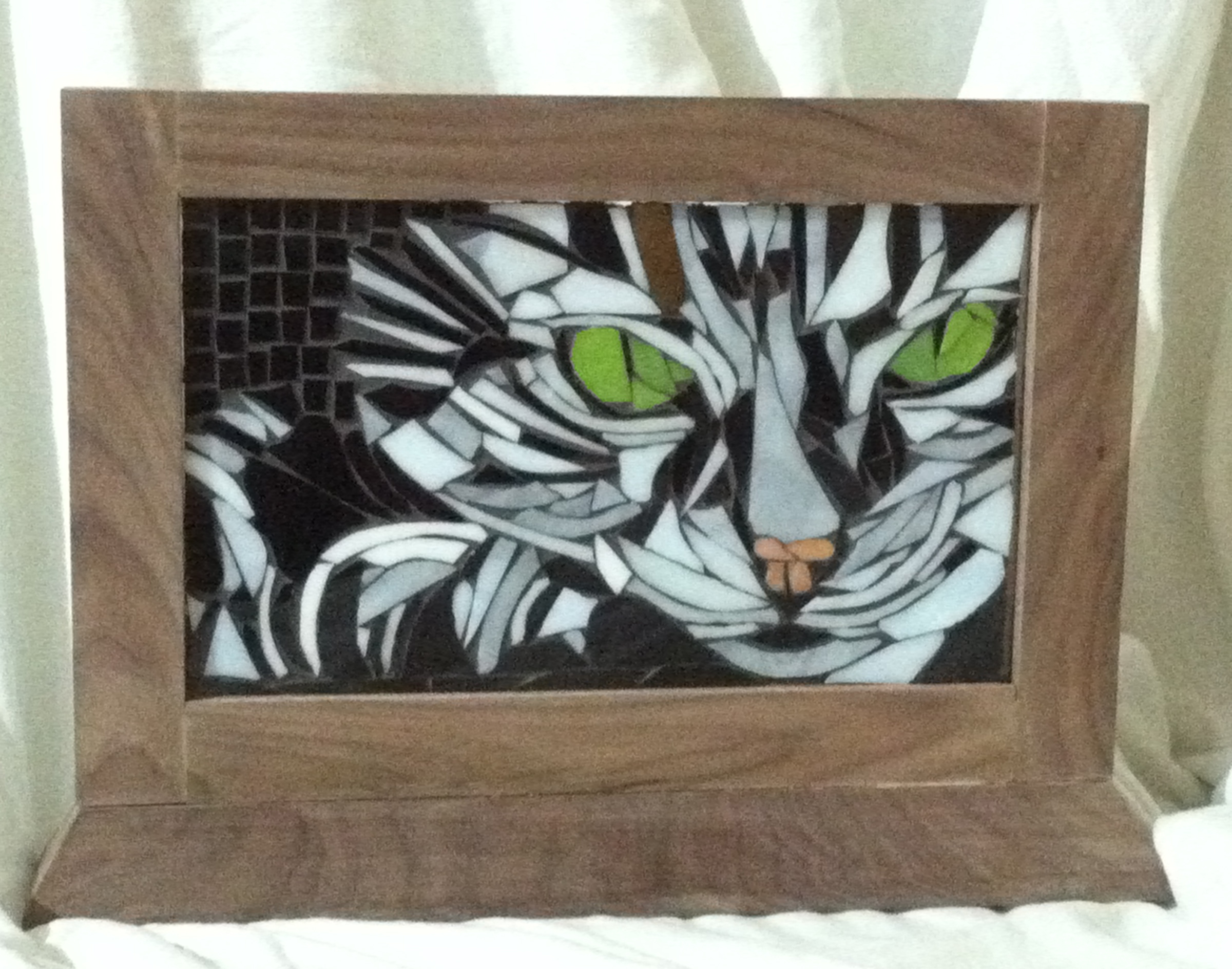 cat mosaic in walnut.jpeg
